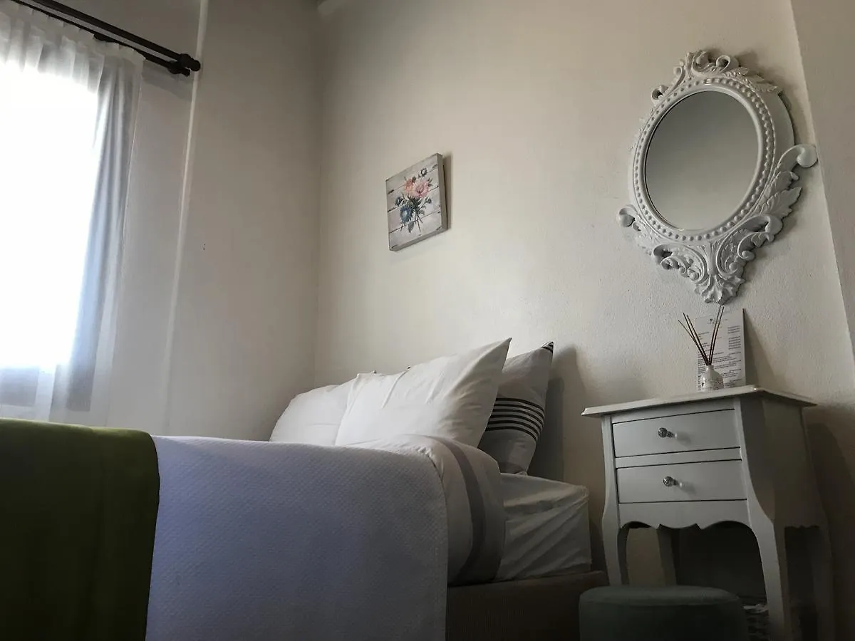 Zevkliler Alacati Boutique Hotel & Fine Dining Bed & Breakfast