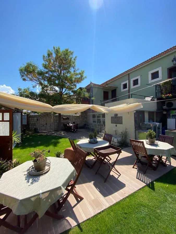 Bed & Breakfast Zevkliler Alacati Boutique Hotel & Fine Dining